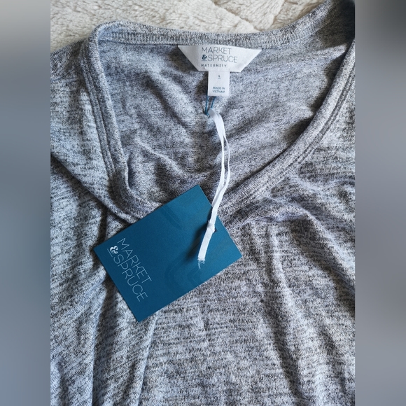 Market & Spruce maternity top - Picture 4 of 4